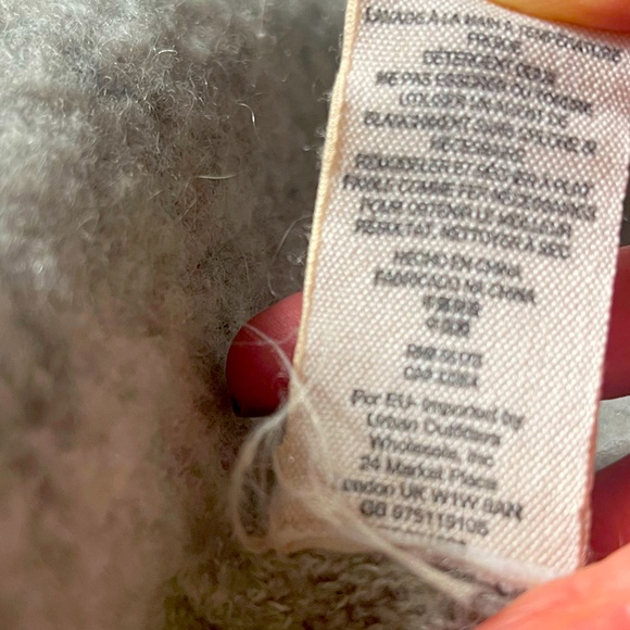 Free People Light Grey Fuzzy Comfy Sexy Sweet Long Cardigan Size XS - Picture 6 of 8